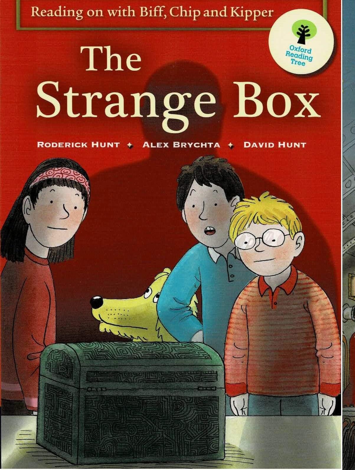 Reading On With Biff, Chip And Kipper: The Strange Box - Oxford Readin