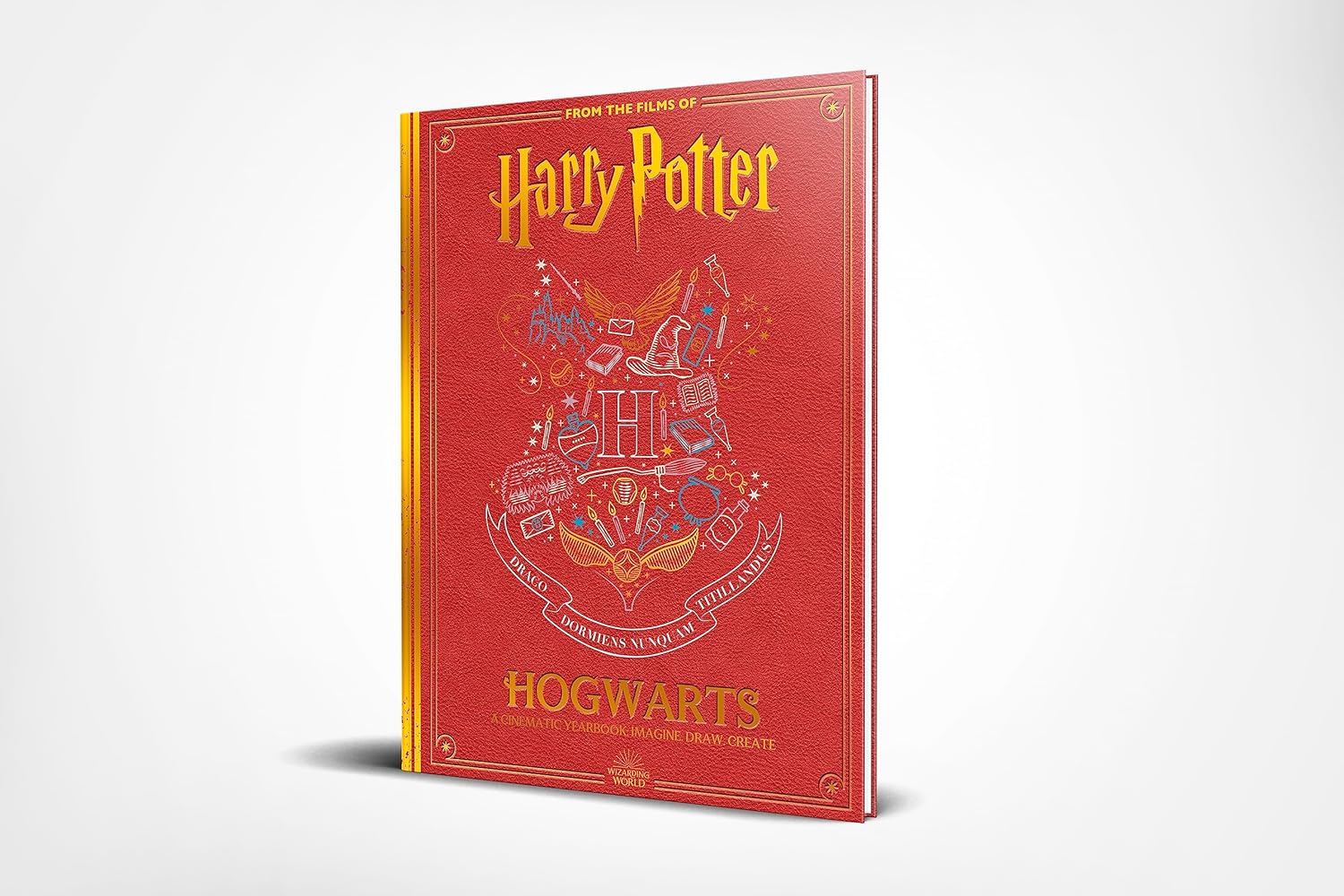 Hogwarts - A Cinematic Yearbook 20th Anniversary Edition (Harry Potter)