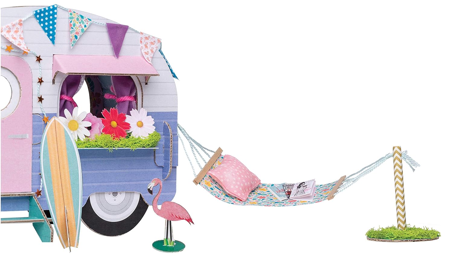 Klutz: Make Your Own Tiny Camper - Craft a miniature glamping getaway! - Book & Activity Kit - Klutz: اصنع بنفسك عربة تخييم صغيرة - اصنع مخيمًا مصغرًا فاخرًا! - كتاب ومجموعة أنشطة