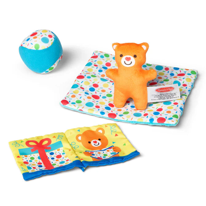 Melissa & Doug; Wooden Surprise Gift Box - ميليسا آند دوج - تم إنشاؤها بواسطة Me Unicorn Bank