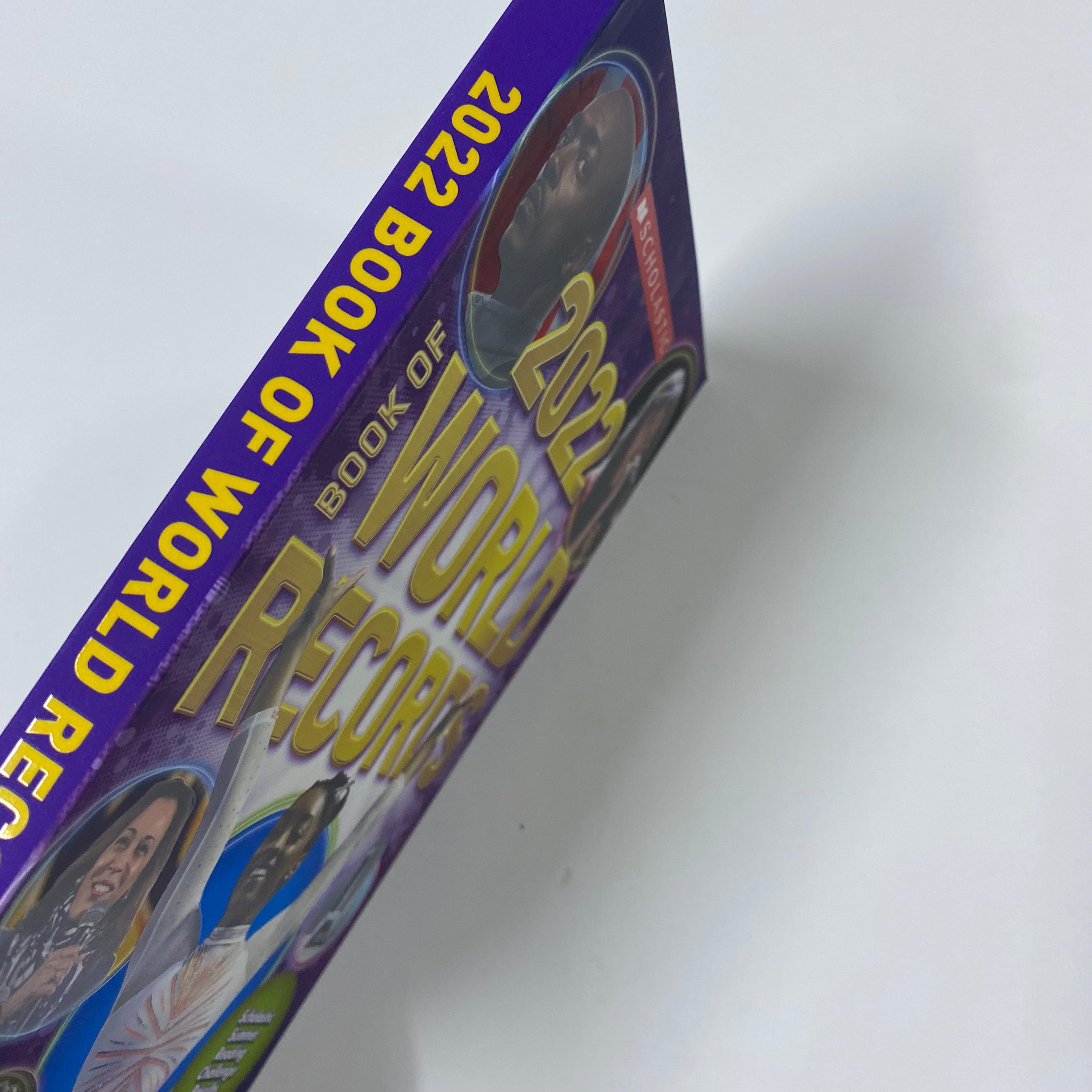Scholastic Book of World Records 2022 - Spectrawide Bookstore