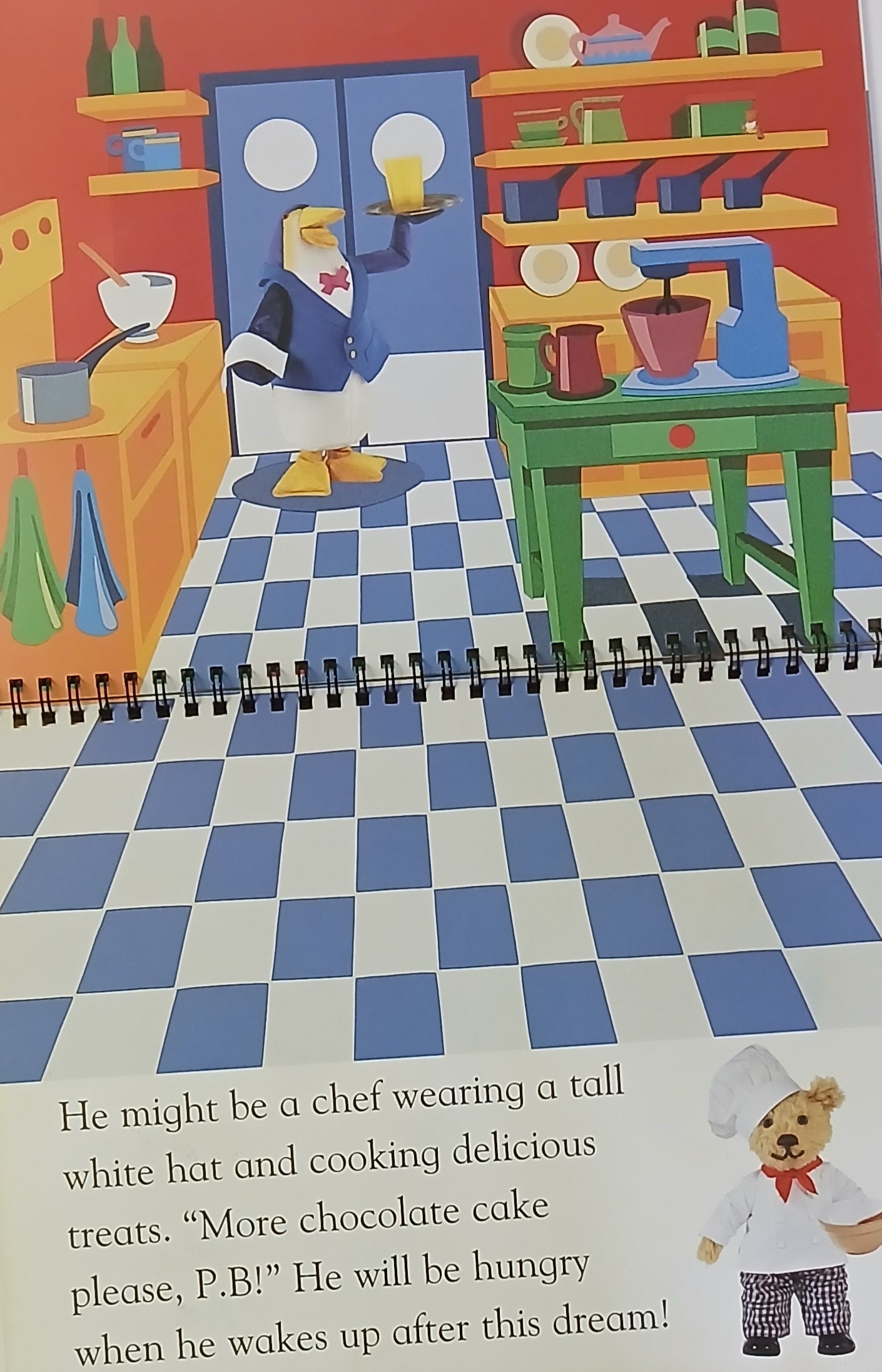 Paddington Bear's Dressing Up: Dream Book - ملابس بادينغتون: كتاب الأحلام