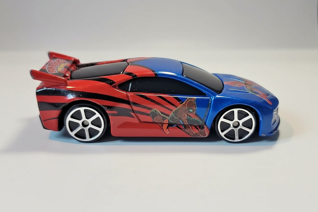 Marvel Universe  Die-Cast Toy Vehicles Assorted (KD2.500 each) - مركبات لعبة مارفل يونيفرس المصبوبة (KD2.500 لكل منها)
