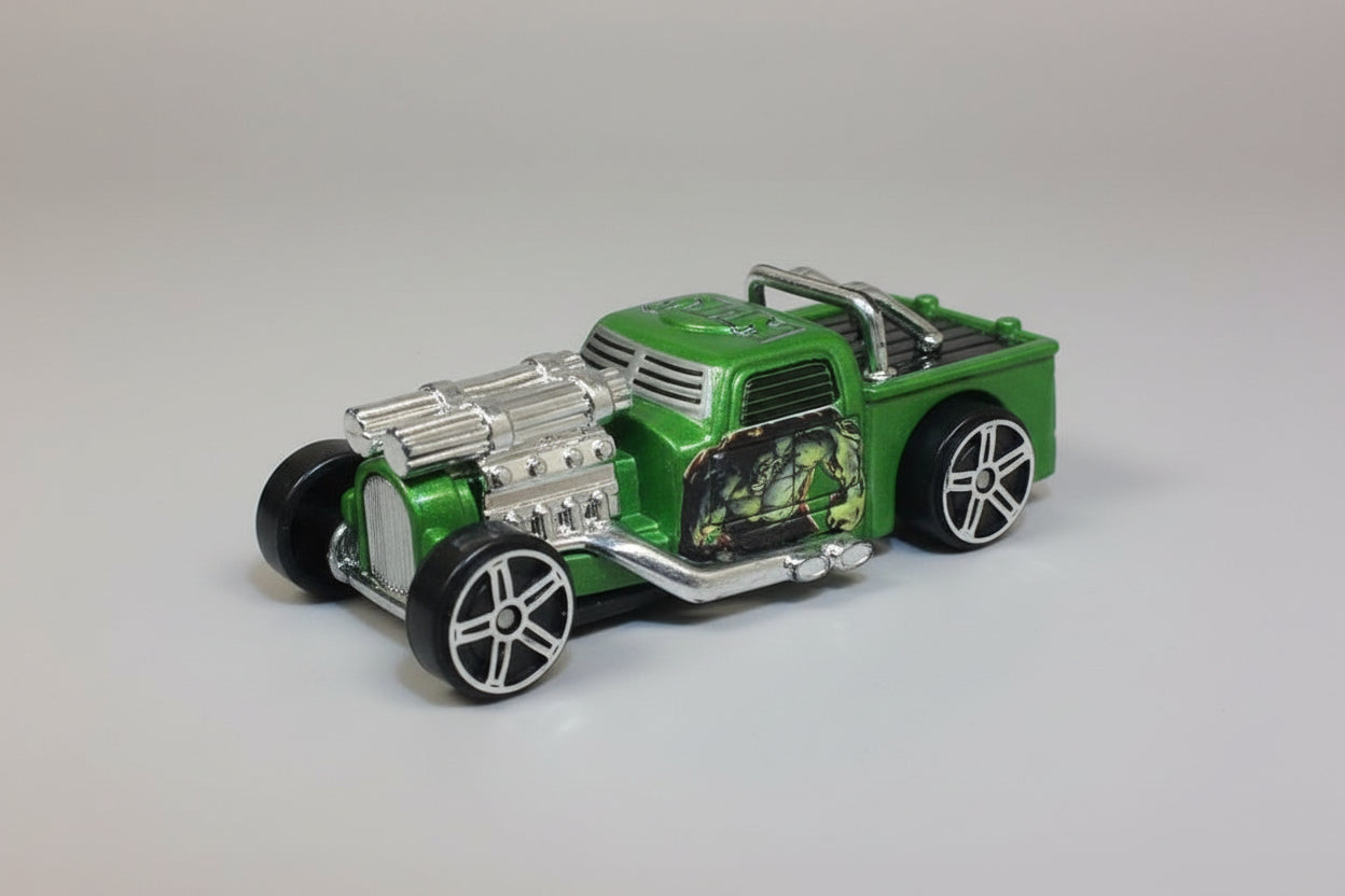 Marvel Universe  Die-Cast Toy Vehicles Assorted (KD2.500 each) - مركبات لعبة مارفل يونيفرس المصبوبة (KD2.500 لكل منها)