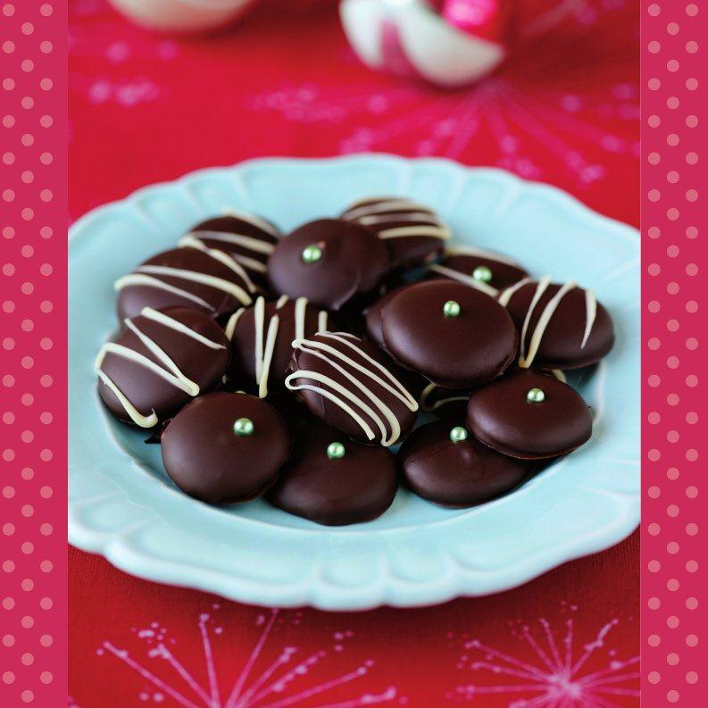 Chocolate Making - Includes a 48 Page Recipe book and 8 Silicone Shapes - Spectrawide Bookstore