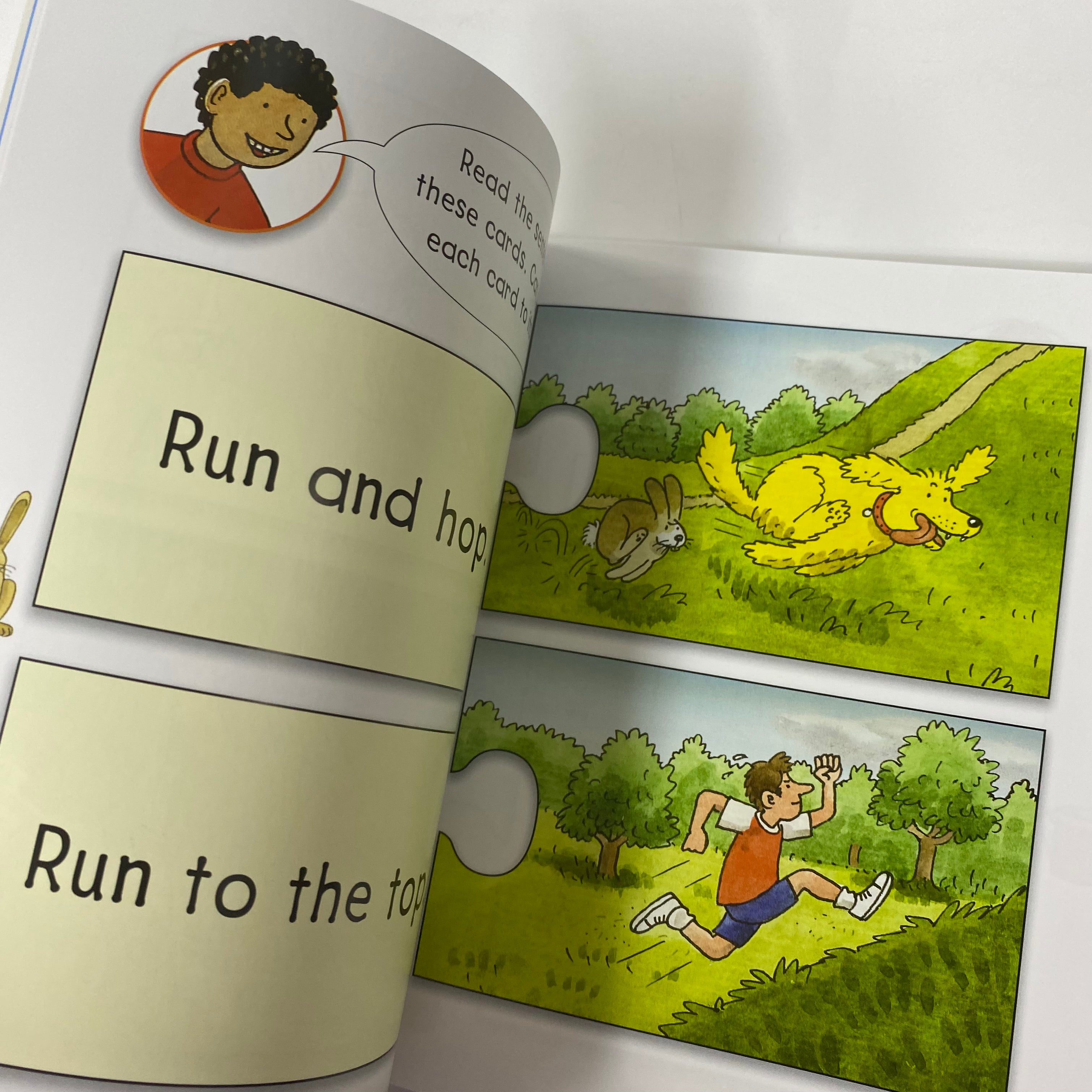Read with Oxford Stage 1 Phonics - Floppy's Fun Phonics (Biff Chip & Kipper) - Spectrawide Bookstore