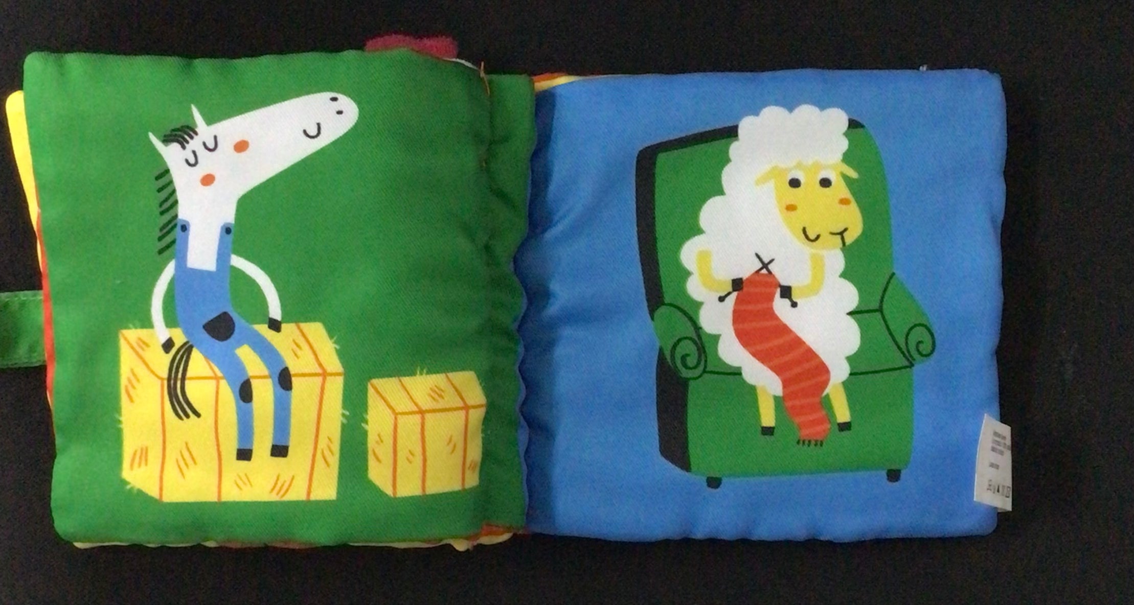 My Soft & Squeaky Animal - Hen & Her Chick - Cloth Book - Spectrawide Bookstore