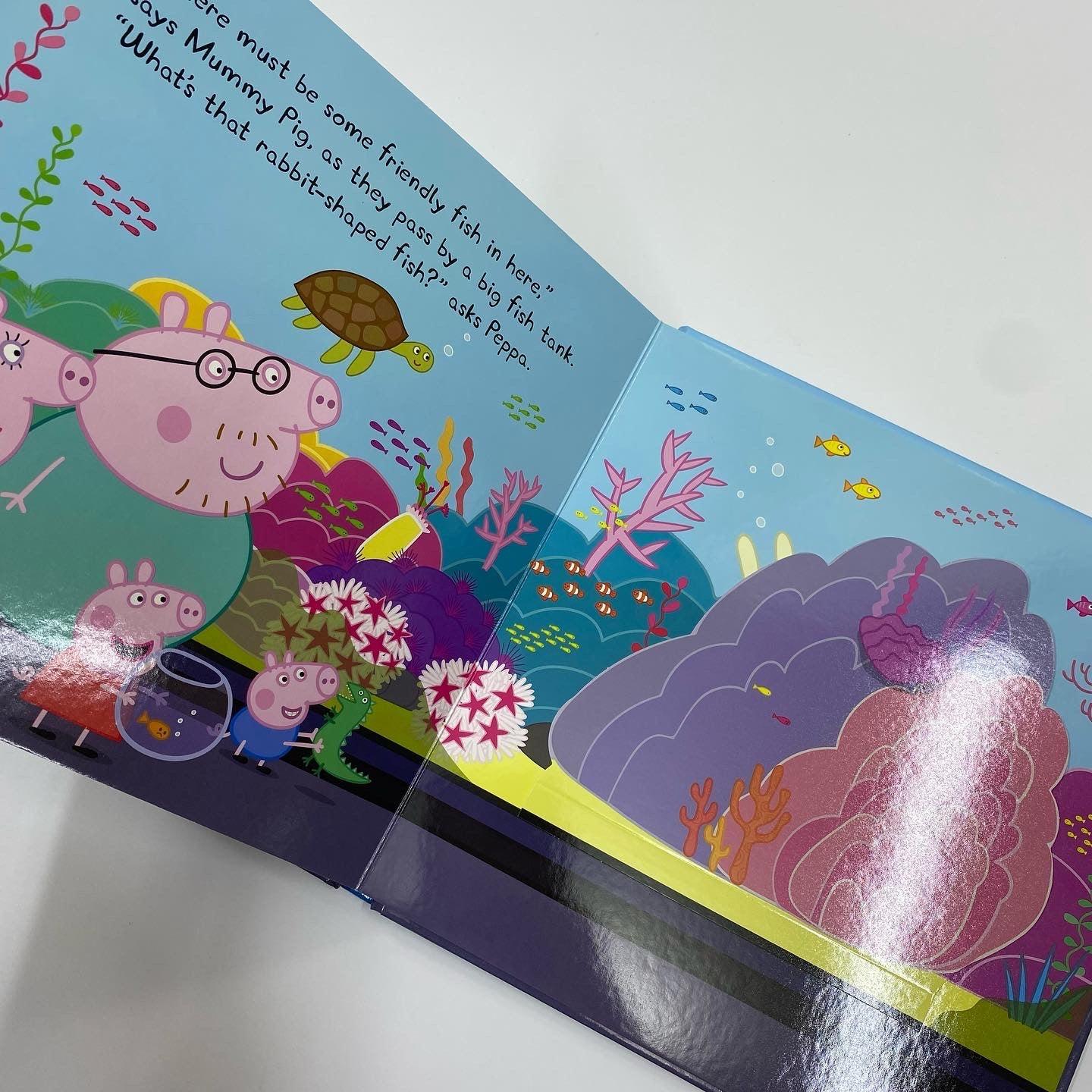 Peppa Pig - Peppa at the Aquarium A Lift-the-Flap Book - Spectrawide Bookstore