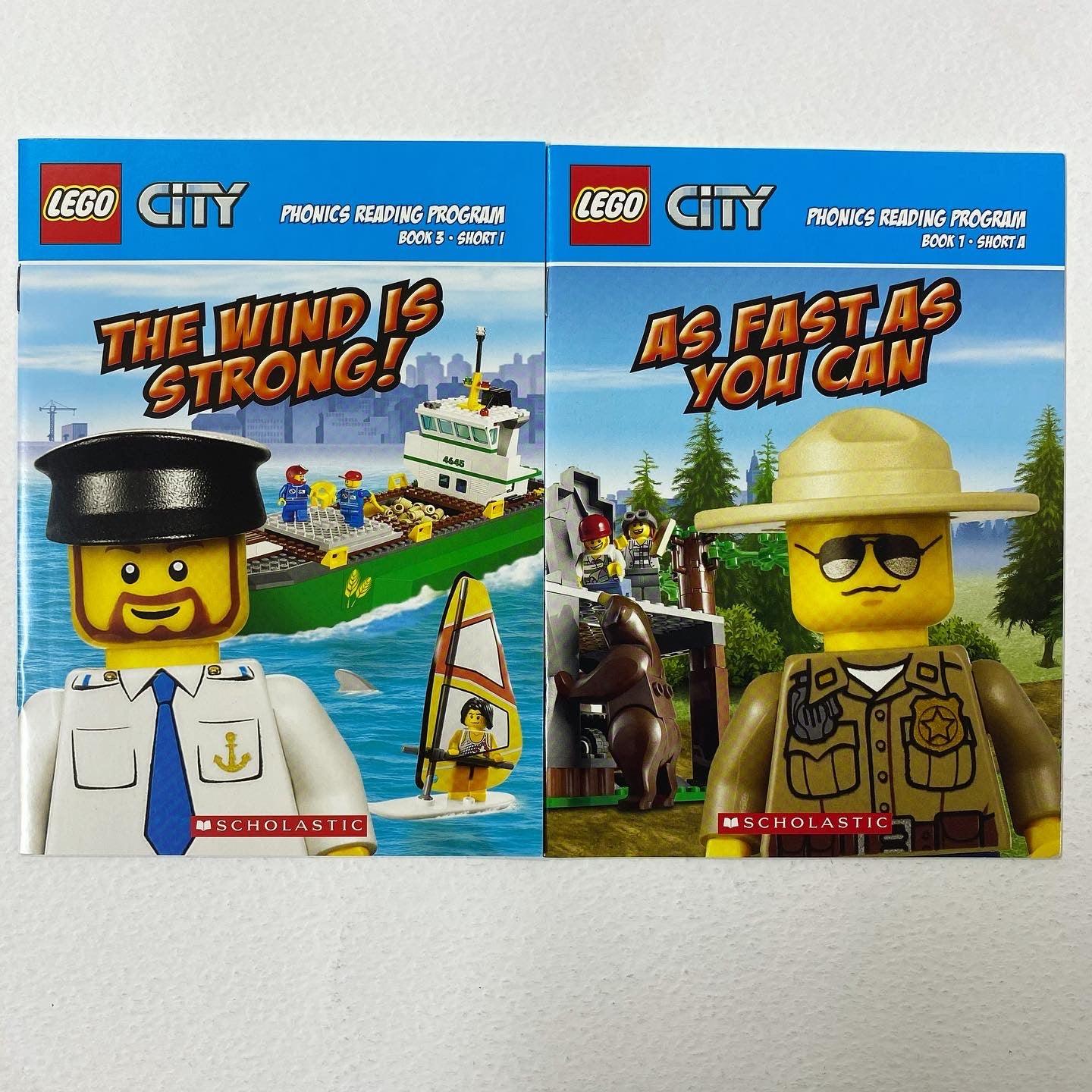 Lego City - Phonics - Includes: 10 Books and 2 Workbooks - Lego City -