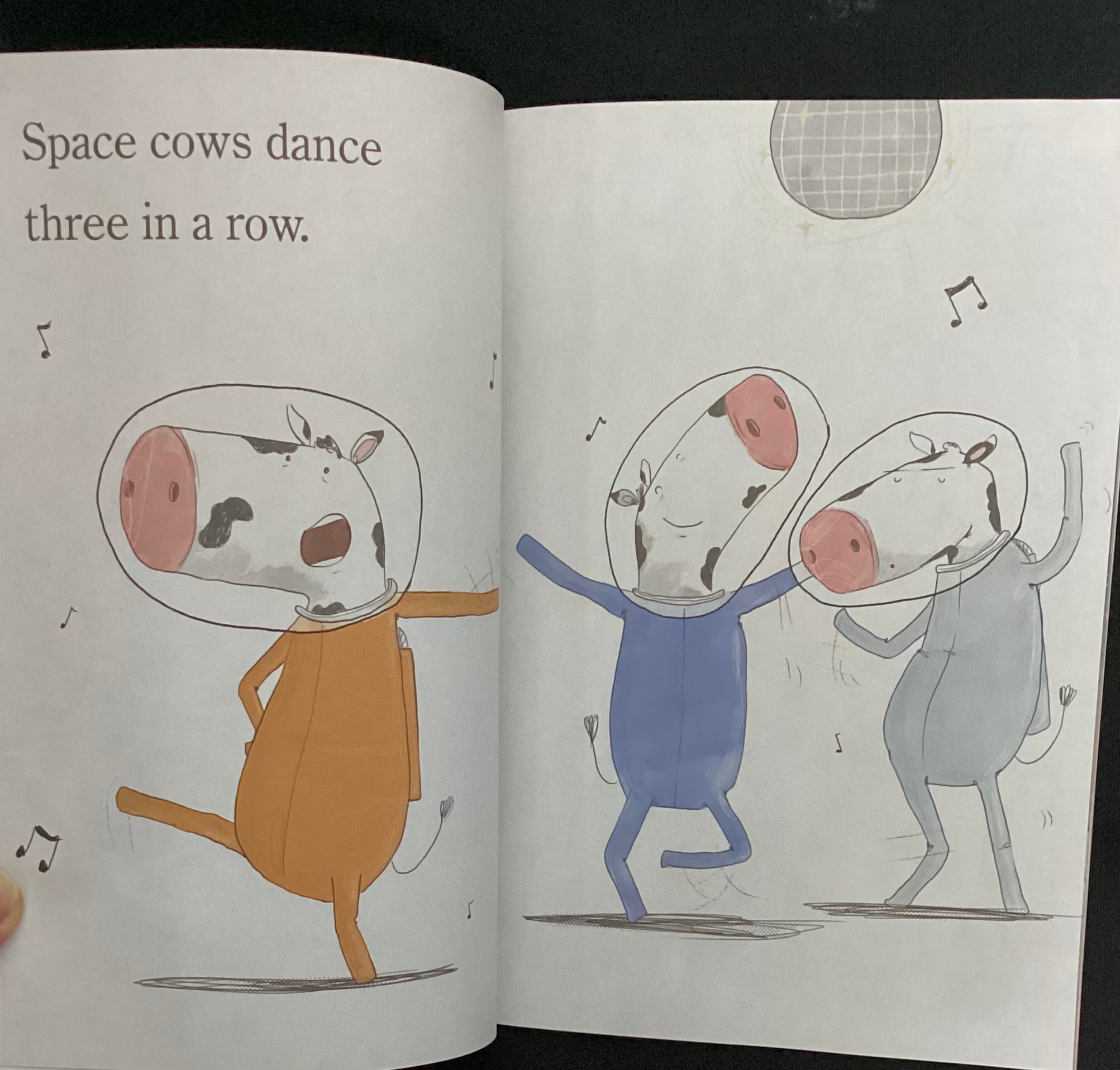 Ready To Read Pre-Level 1 - Space Cows - Spectrawide Bookstore