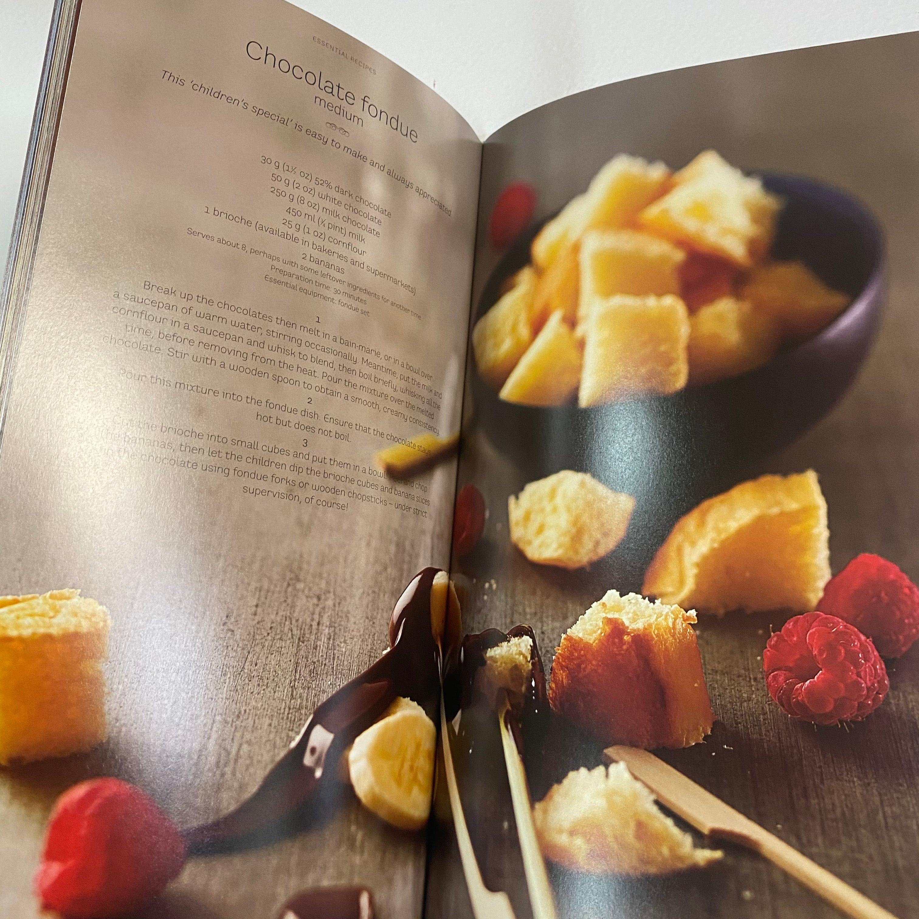 Chocolat - Chocolate Lovers Handbook - Spectrawide Bookstore